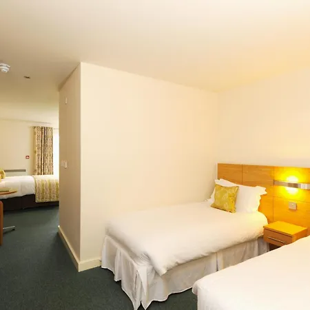 Croyde Bay Hotel Or Self Catering Exterior photo